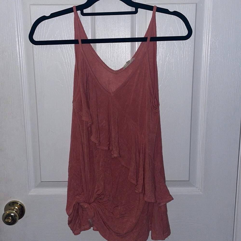 Main Strip Peach Flowey Tank Top
